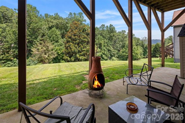 37 Stone House Road, Arden, NC 28704