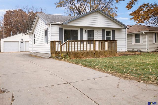 3448 N 52nd Street, Lincoln, NE 68504