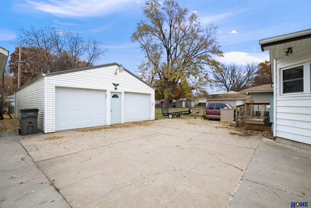 3448 N 52nd Street, Lincoln, NE 68504