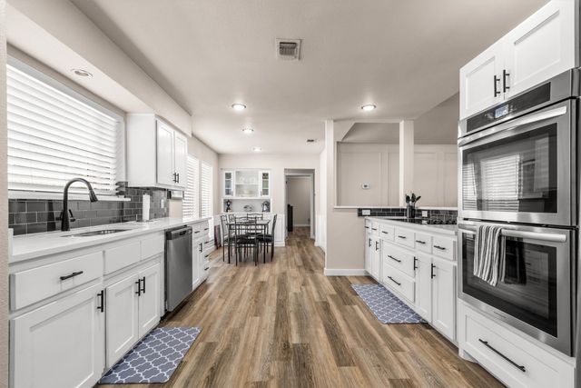 1715 Covemeadow Drive, Arlington, TX 76012