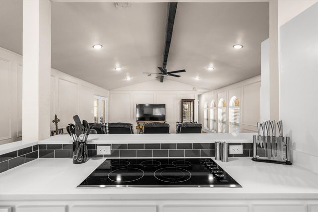 1715 Covemeadow Drive, Arlington, TX 76012