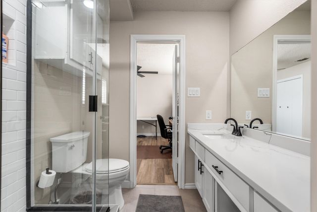 1715 Covemeadow Drive, Arlington, TX 76012