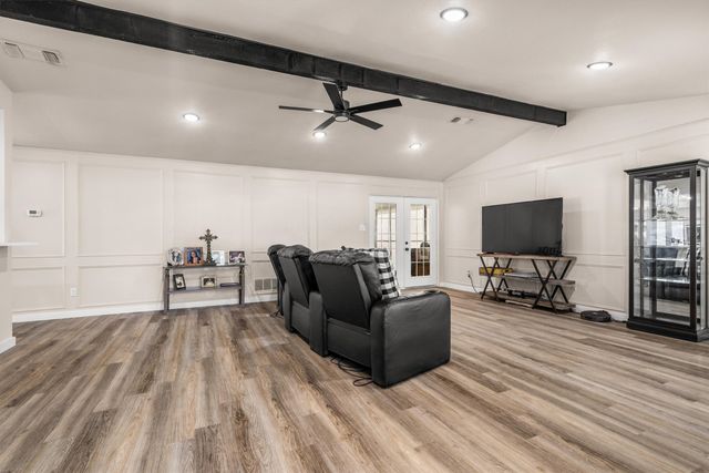 1715 Covemeadow Drive, Arlington, TX 76012