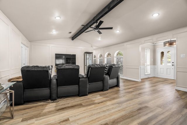 1715 Covemeadow Drive, Arlington, TX 76012