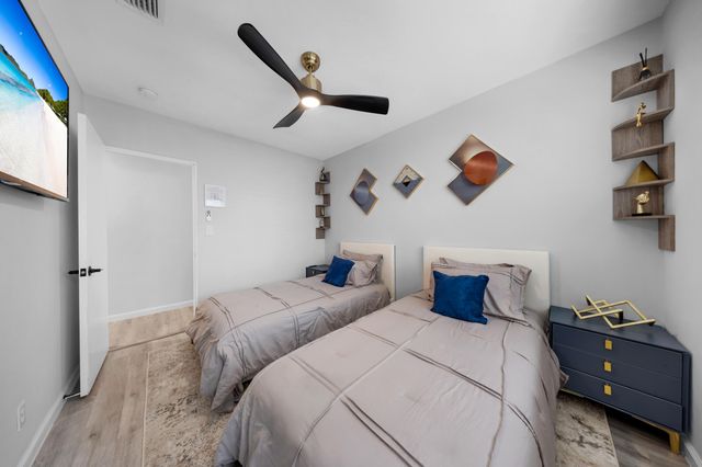 700 NE 16TH Court, Fort Lauderdale, FL 33305