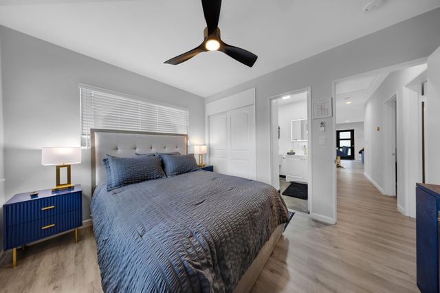 700 NE 16TH Court, Fort Lauderdale, FL 33305