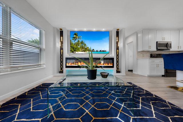 700 NE 16TH Court, Fort Lauderdale, FL 33305