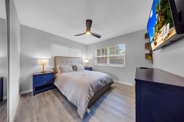 700 NE 16TH Court, Fort Lauderdale, FL 33305