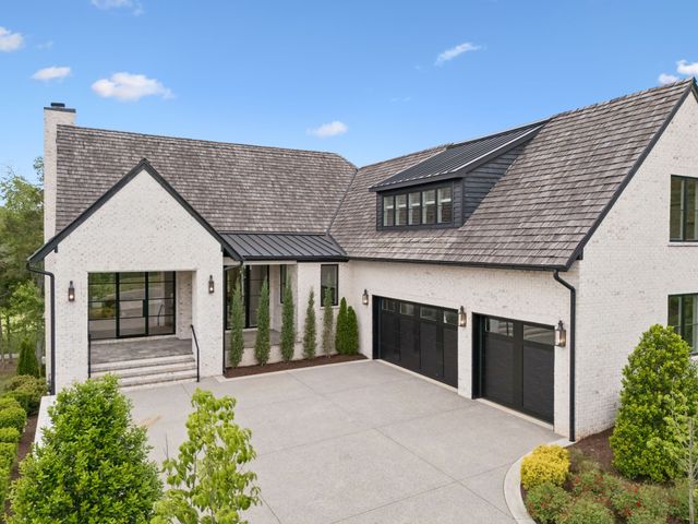7577 Whiskey Rd, College Grove, TN 37046