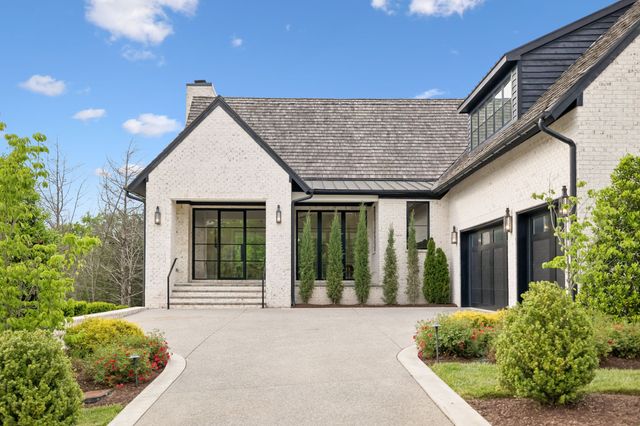 7577 Whiskey Rd, College Grove, TN 37046