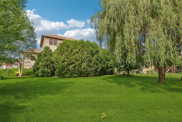 7025 Northwood Drive, Johnston, IA 50131