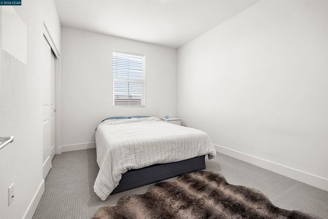 2214 Daimler St, Lathrop, CA 95330