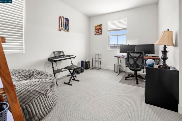 2214 Daimler St, Lathrop, CA 95330