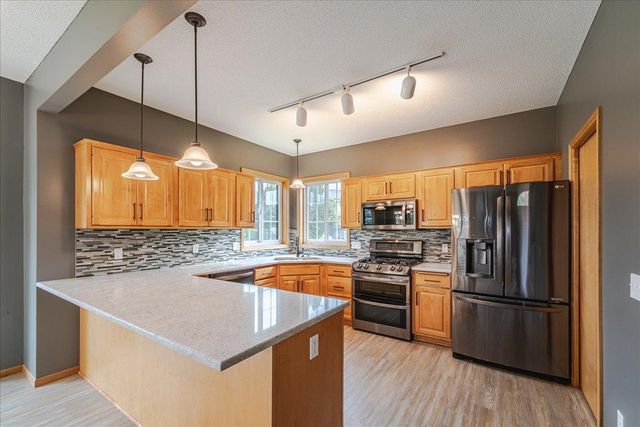 18580 Explorer Court, Farmington, MN 55024