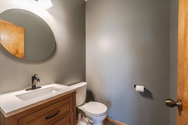 18580 Explorer Court, Farmington, MN 55024