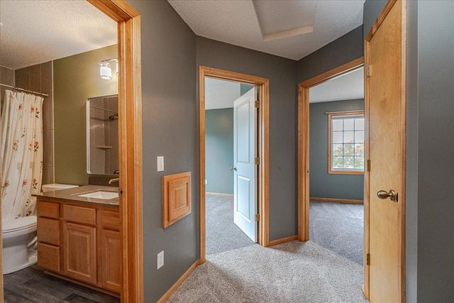 18580 Explorer Court, Farmington, MN 55024