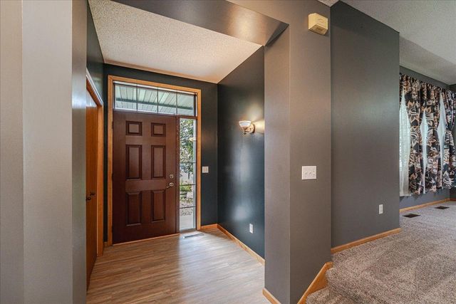 18580 Explorer Court, Farmington, MN 55024