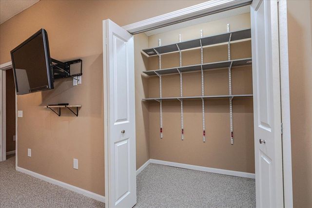 18580 Explorer Court, Farmington, MN 55024