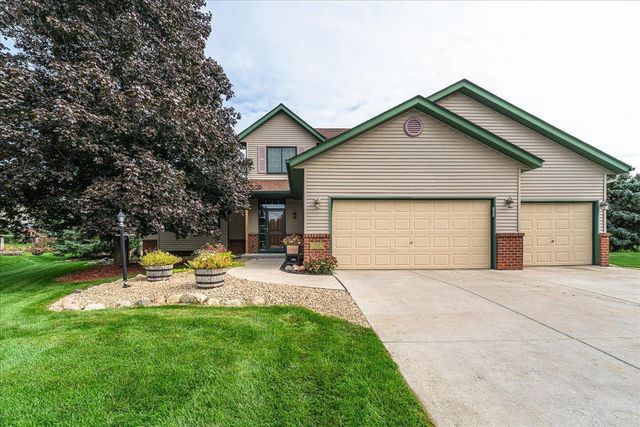 18580 Explorer Court, Farmington, MN 55024
