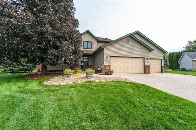18580 Explorer Court, Farmington, MN 55024