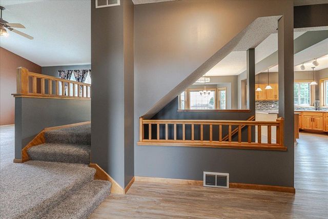 18580 Explorer Court, Farmington, MN 55024