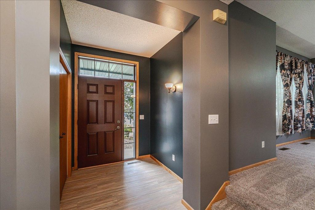 18580 Explorer Court, Farmington, MN 55024 — photo 4