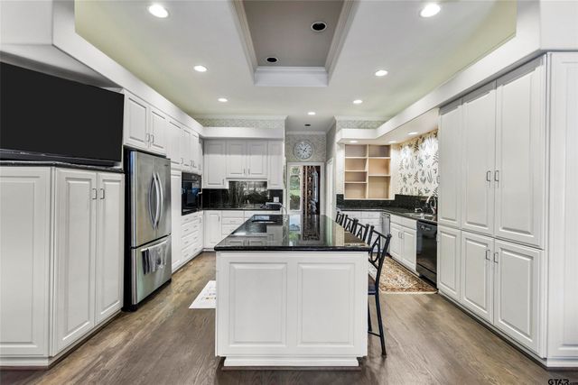 13735 Peninsula Road, Whitehouse, TX 75791