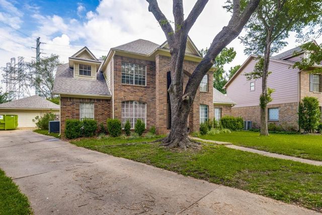 4303 Canadian River Drive, Sugar Land, TX 77478