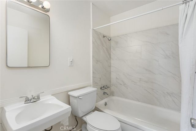 27390 6th Street, Highland, CA 92346