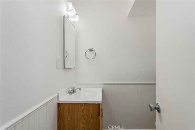 27390 6th Street, Highland, CA 92346