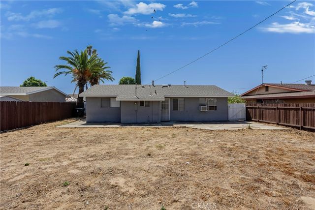 27390 6th Street, Highland, CA 92346