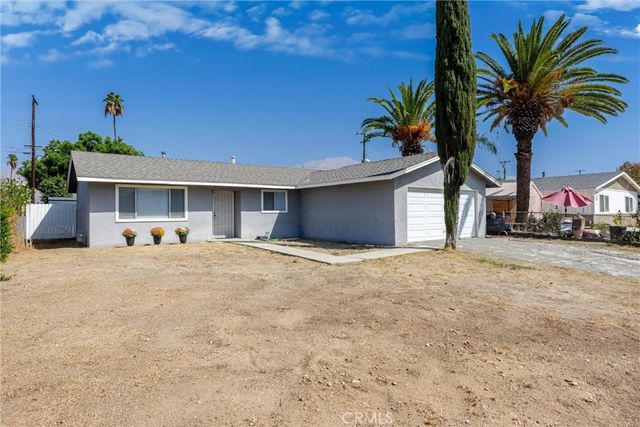 27390 6th Street, Highland, CA 92346