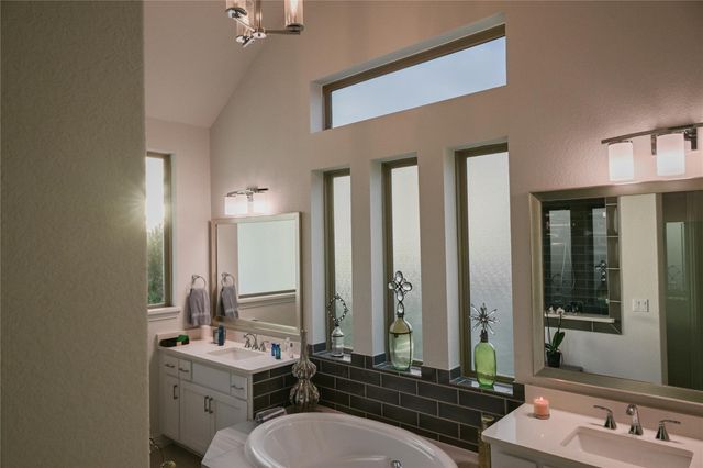 7212 Celebration CT, Leander, TX 78645