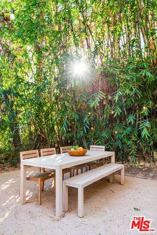 6642 Emmet Terrace, Los Angeles, CA 90068