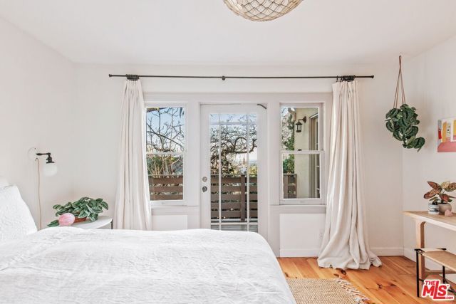 6642 Emmet Terrace, Los Angeles, CA 90068