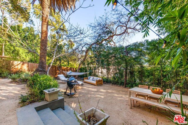 6642 Emmet Terrace, Los Angeles, CA 90068