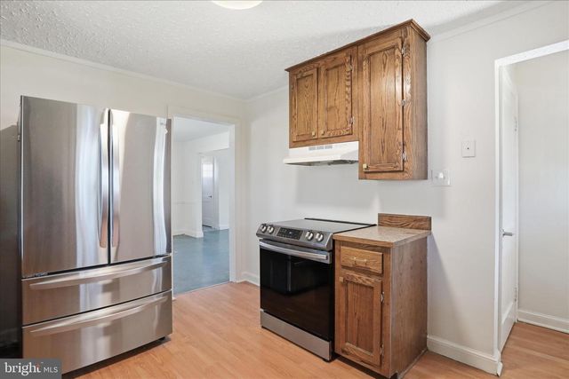 225 FAIRGROUND RD, Woodstock, VA 22664