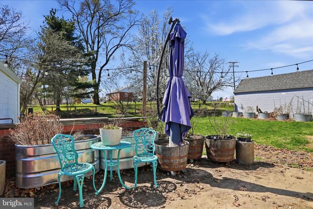 225 FAIRGROUND RD, Woodstock, VA 22664