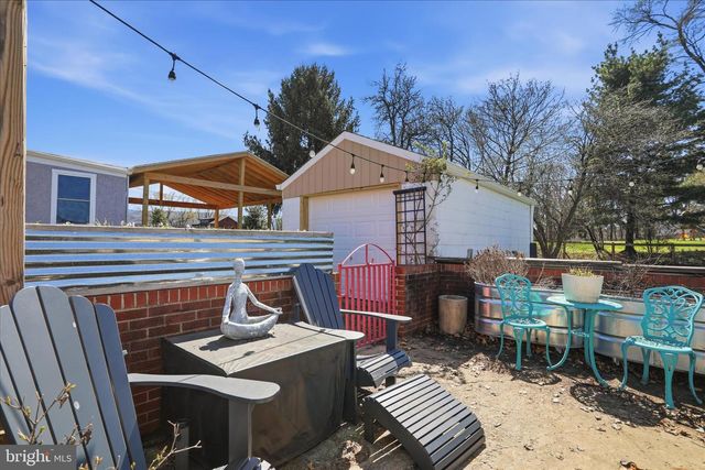 225 FAIRGROUND RD, Woodstock, VA 22664