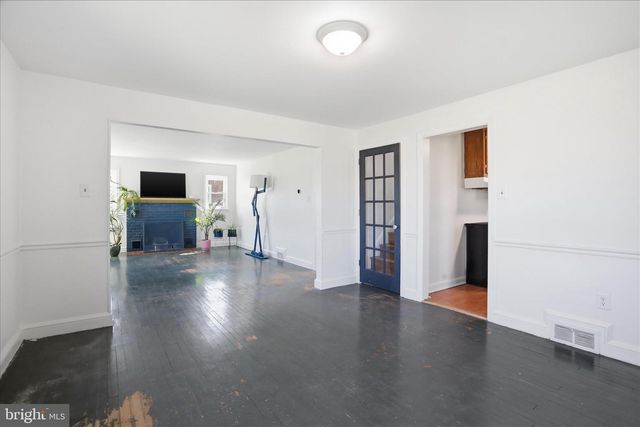 225 FAIRGROUND RD, Woodstock, VA 22664