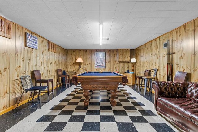 11825 W Elmhurst PARKWAY, Wauwatosa, WI 53226