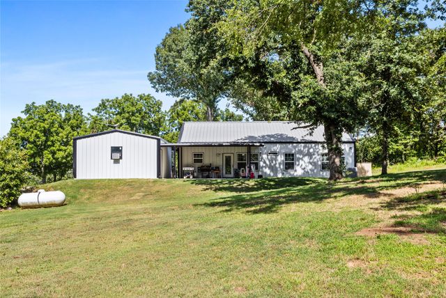 1685 Fleming Road, Bells, TX 75414