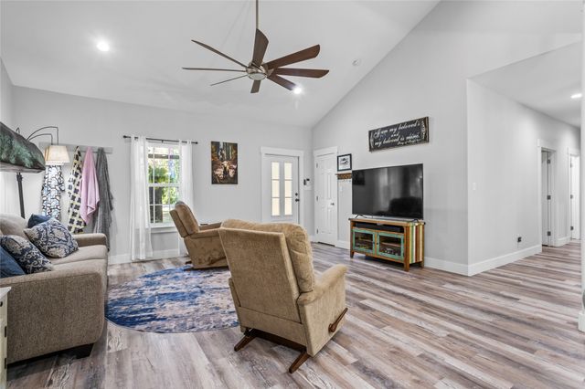 1685 Fleming Road, Bells, TX 75414