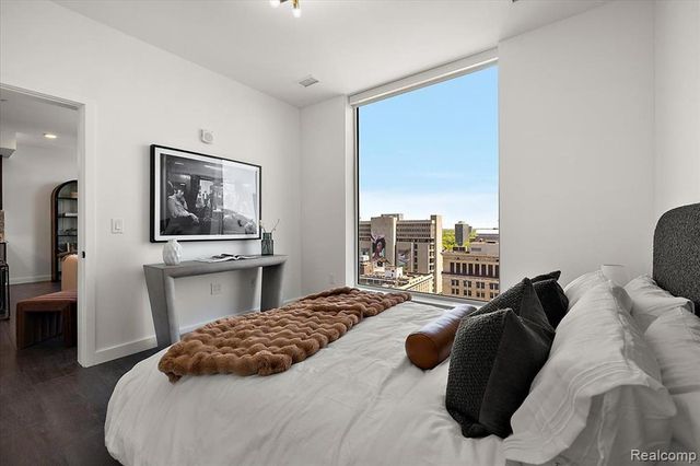 330 Gratiot Avenue 1503, Detroit, MI 48226