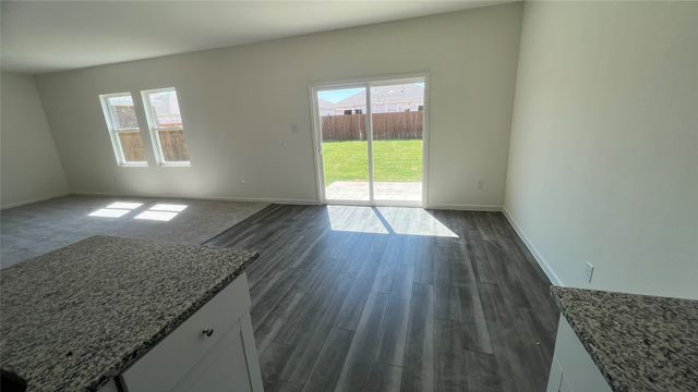 10320 Holycross Lane, Fort Worth, TX 76036