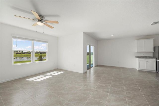 925 Dugan Circle SE, Palm Bay, FL 32909
