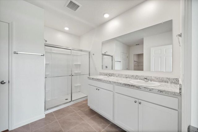 925 Dugan Circle SE, Palm Bay, FL 32909