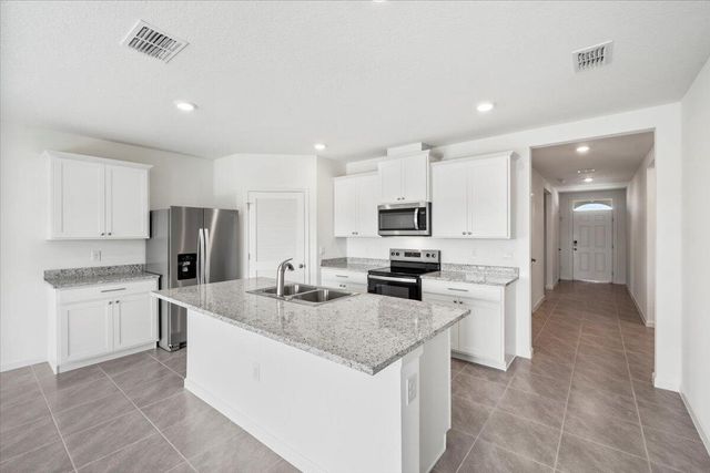 925 Dugan Circle SE, Palm Bay, FL 32909