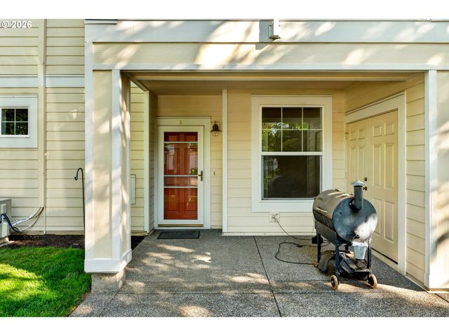7173 Sw MANOR Way B, Beaverton, OR 97078