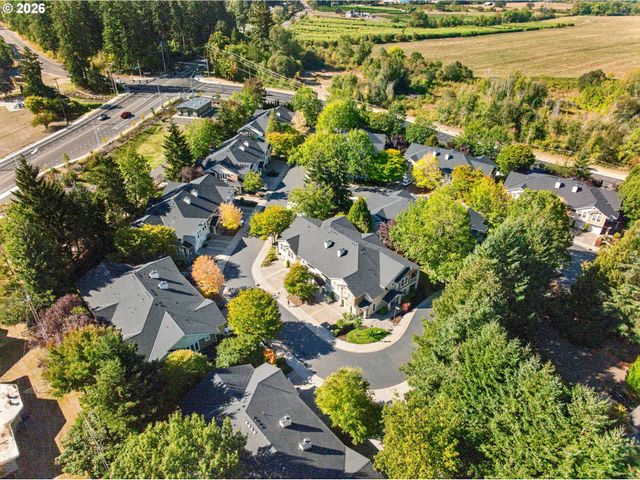 7173 Sw MANOR Way B, Beaverton, OR 97078